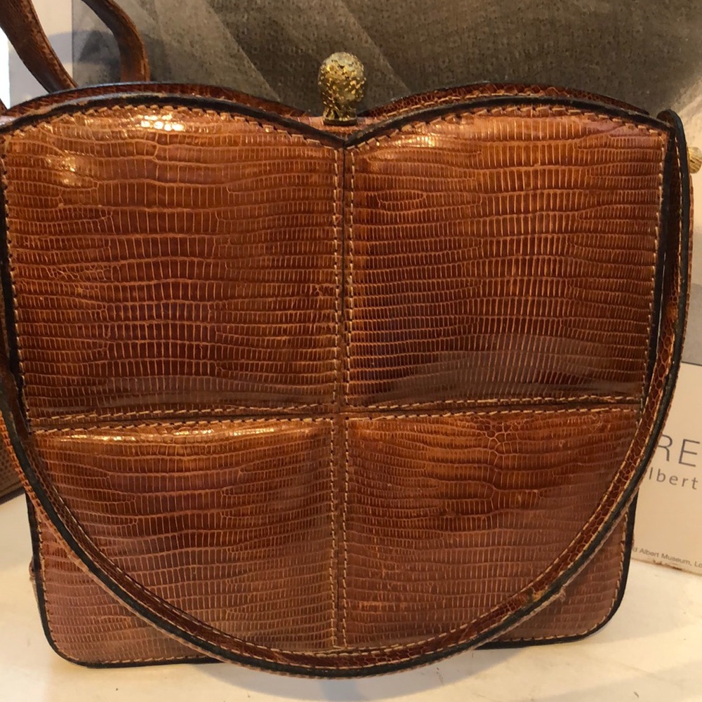 Vintage Australian Calf Leather Purse Gem